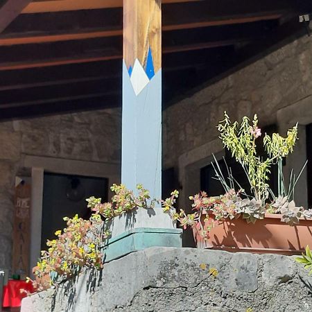 Casa Gaia Hum Bagian luar foto