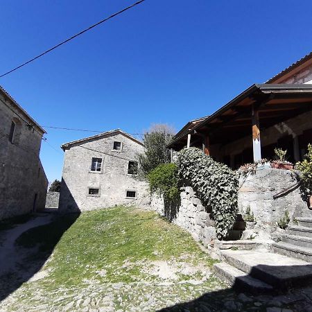 Casa Gaia Hum Bagian luar foto